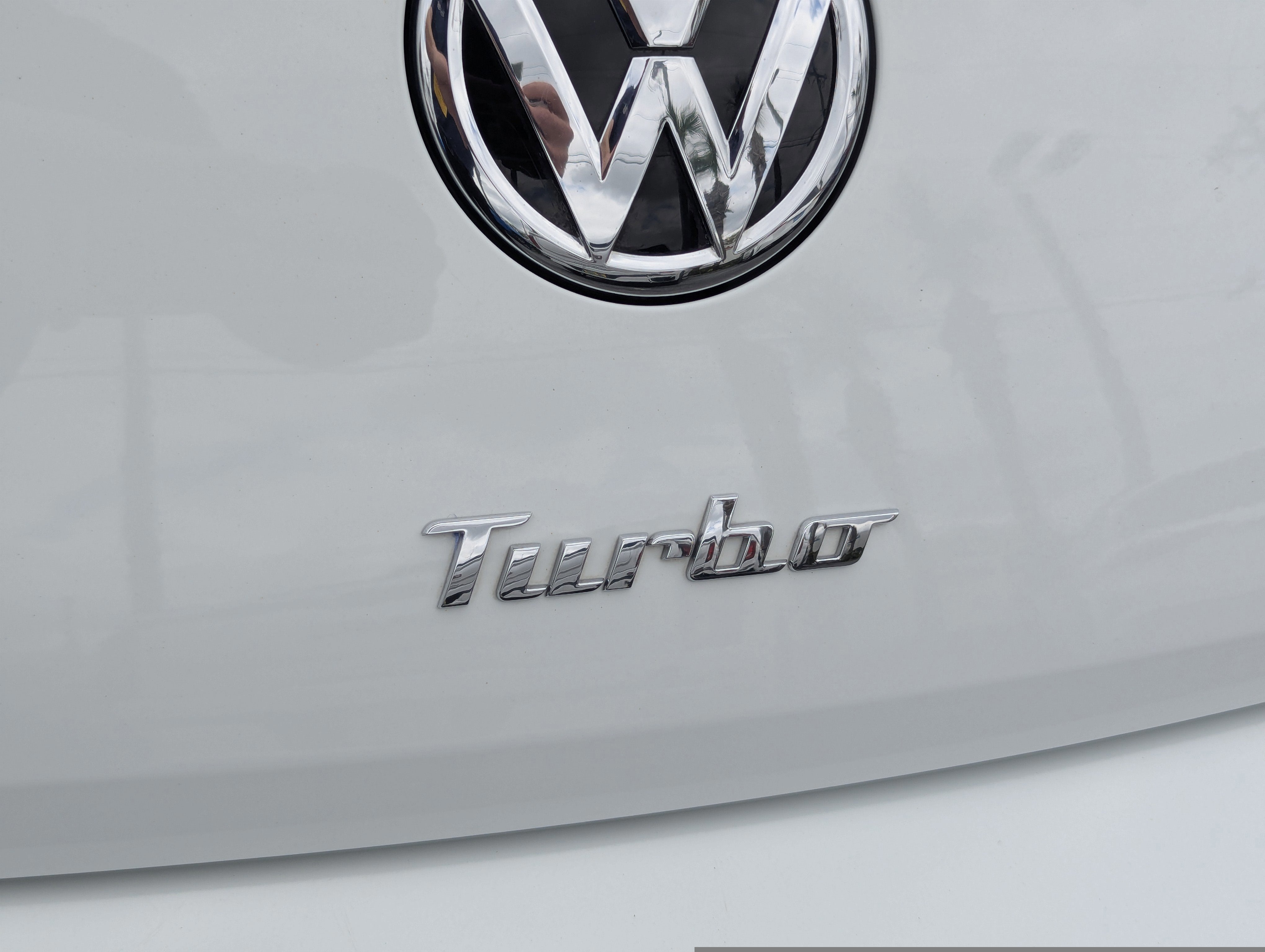 2018 Volkswagen Beetle S