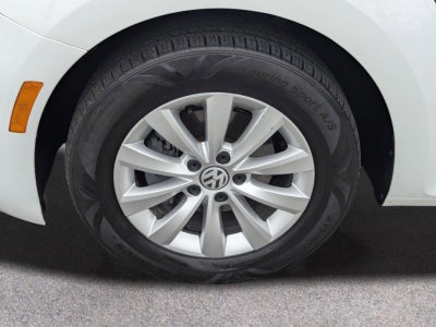 2018 Volkswagen Beetle S