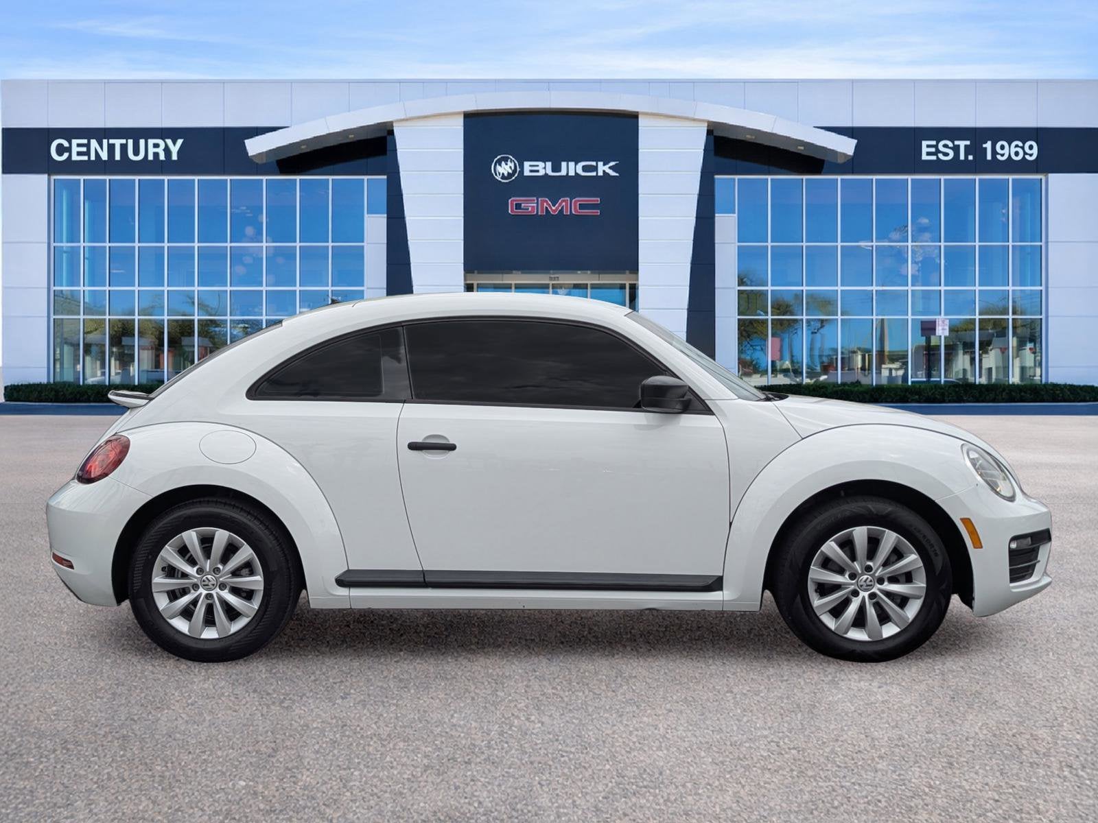 2018 Volkswagen Beetle S