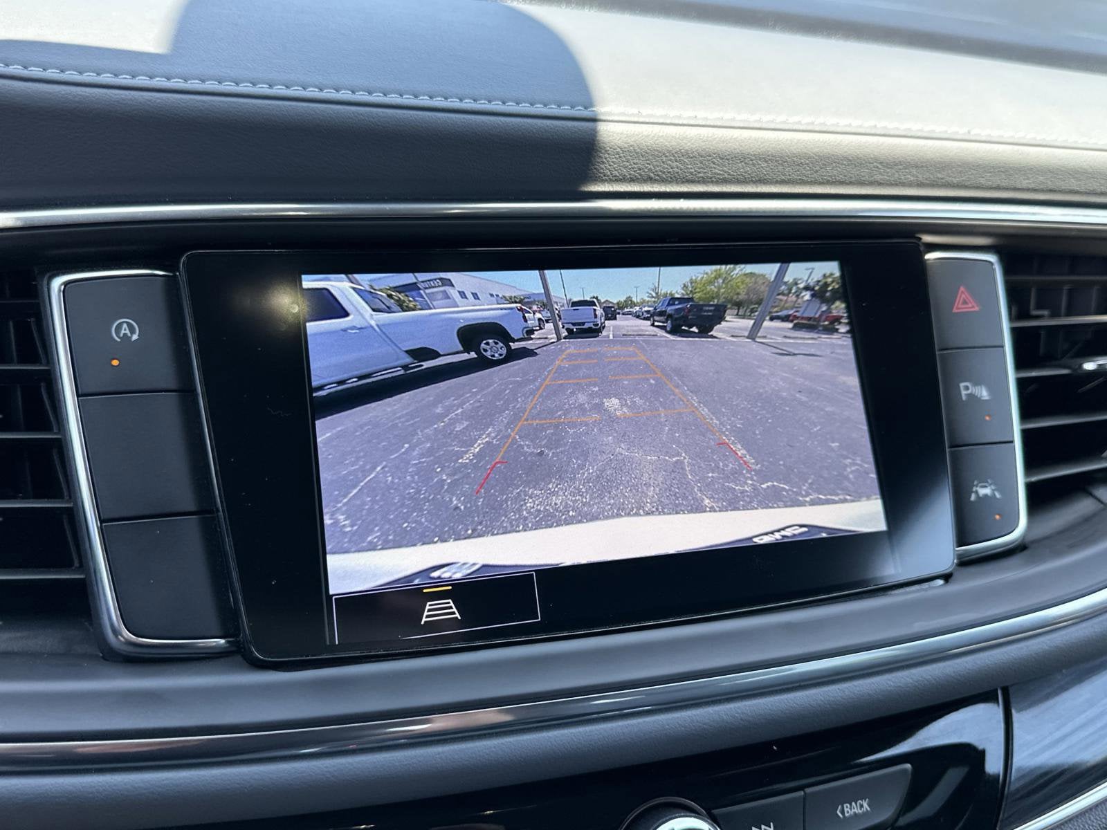 2024 Buick Enclave Essence