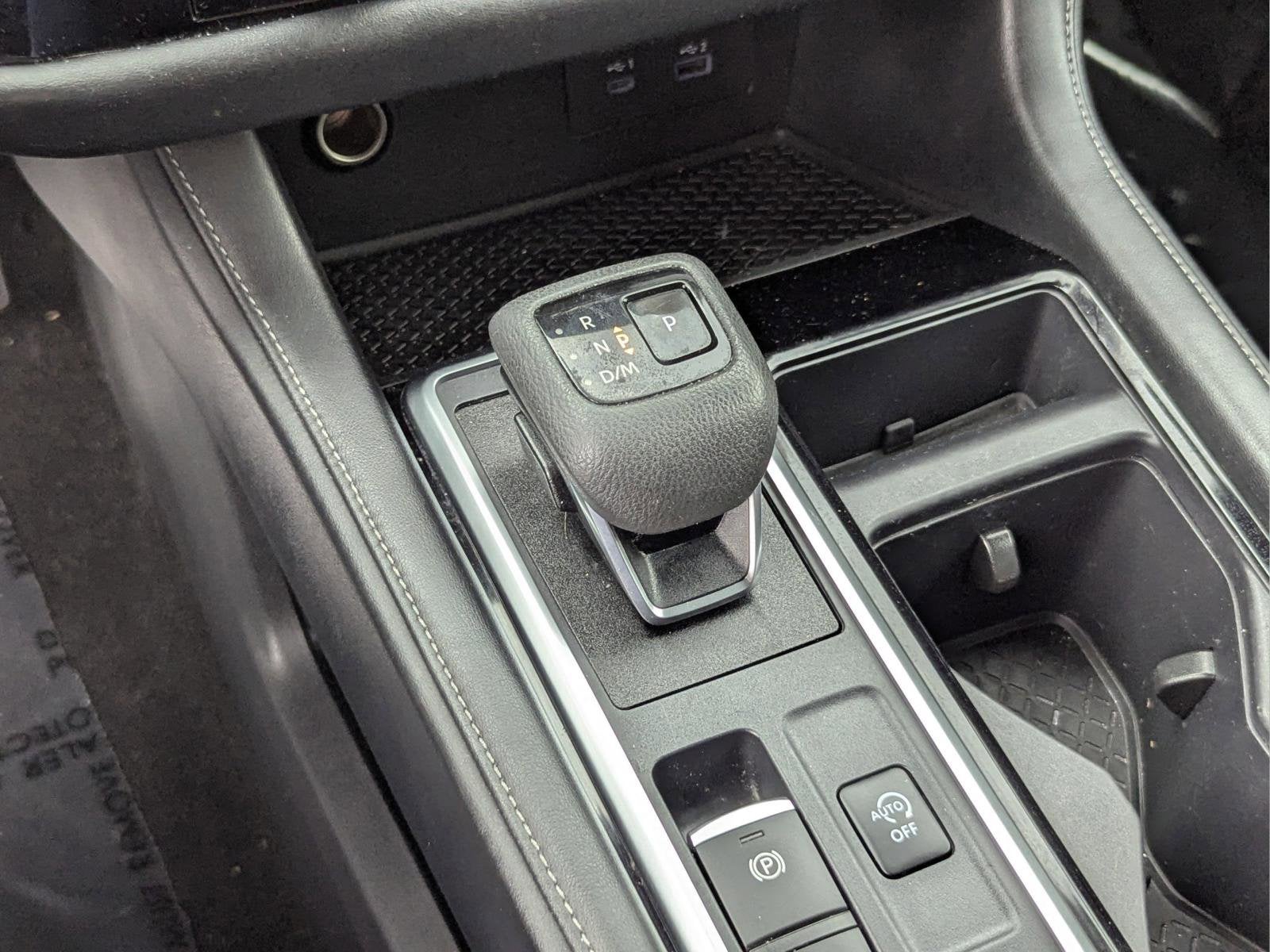 2023 Nissan Pathfinder SV