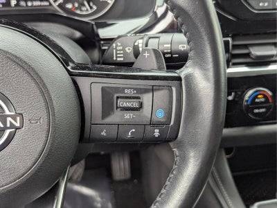 2023 Nissan Pathfinder SV