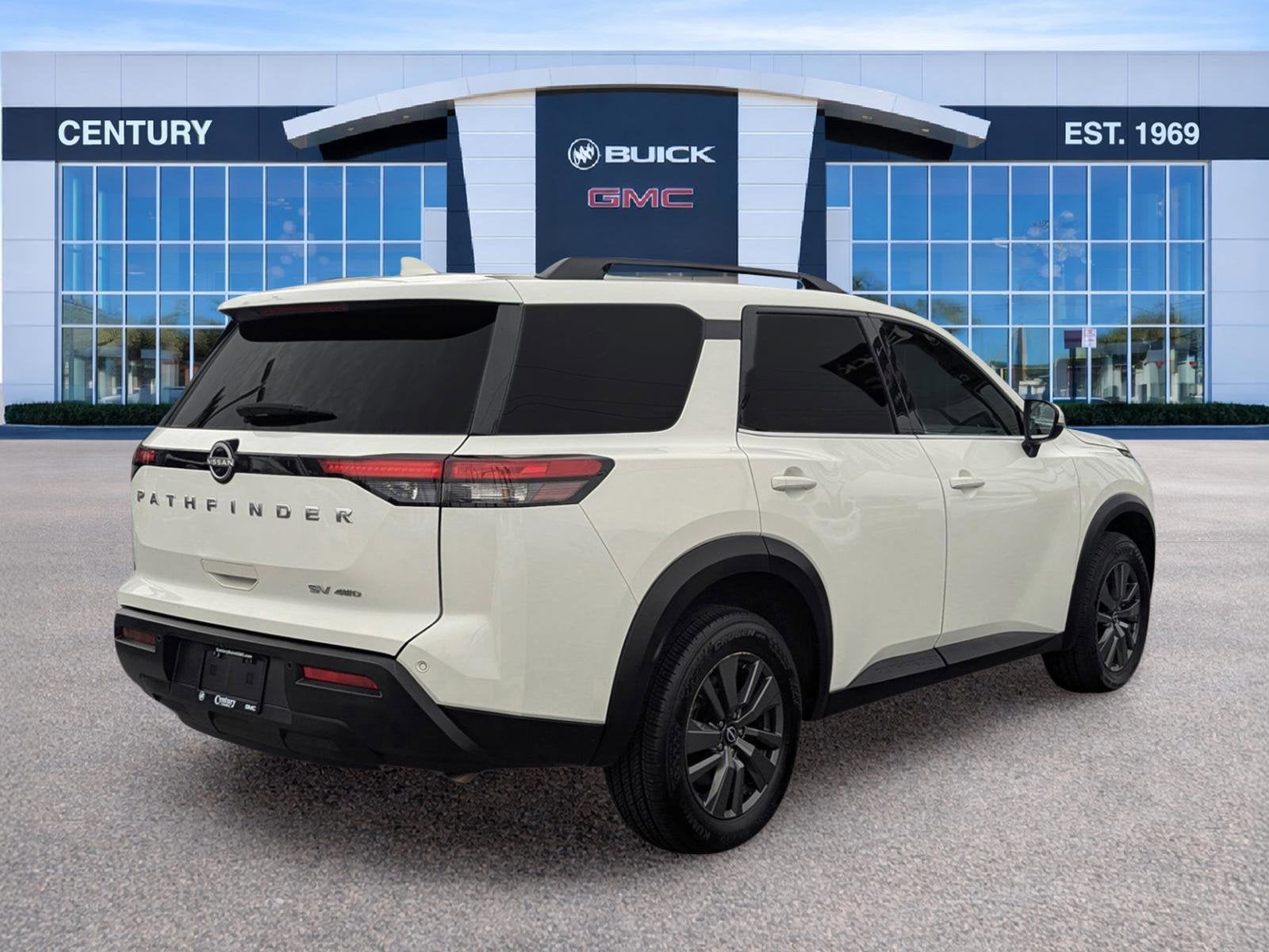 2023 Nissan Pathfinder SV