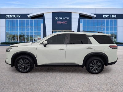 2023 Nissan Pathfinder SV