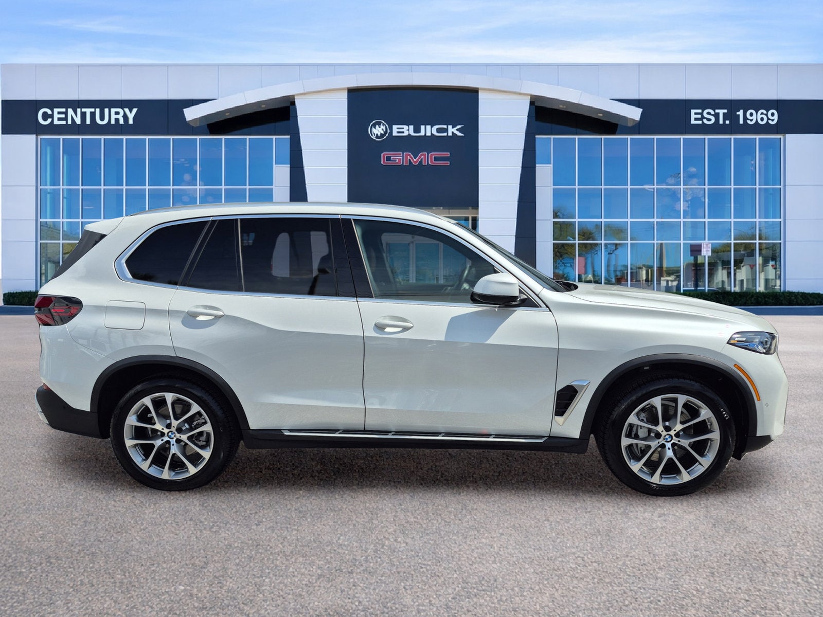2026 BMW X5 sDrive40i
