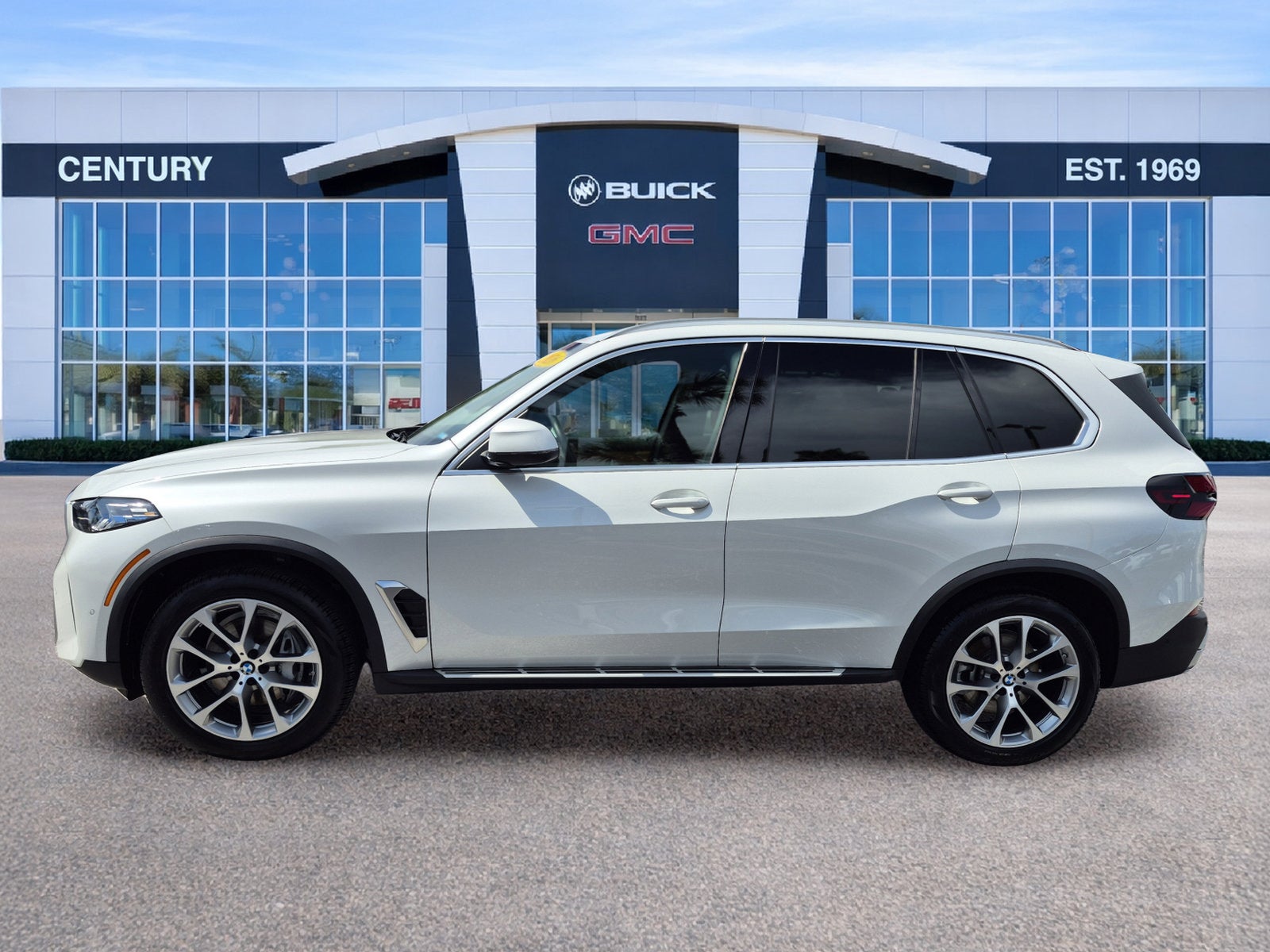 2026 BMW X5 sDrive40i