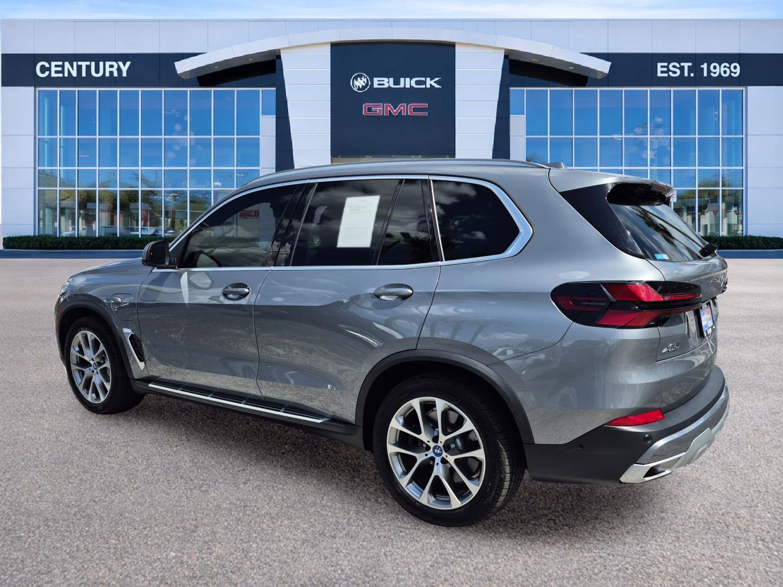 2025 BMW X5 xDrive50e