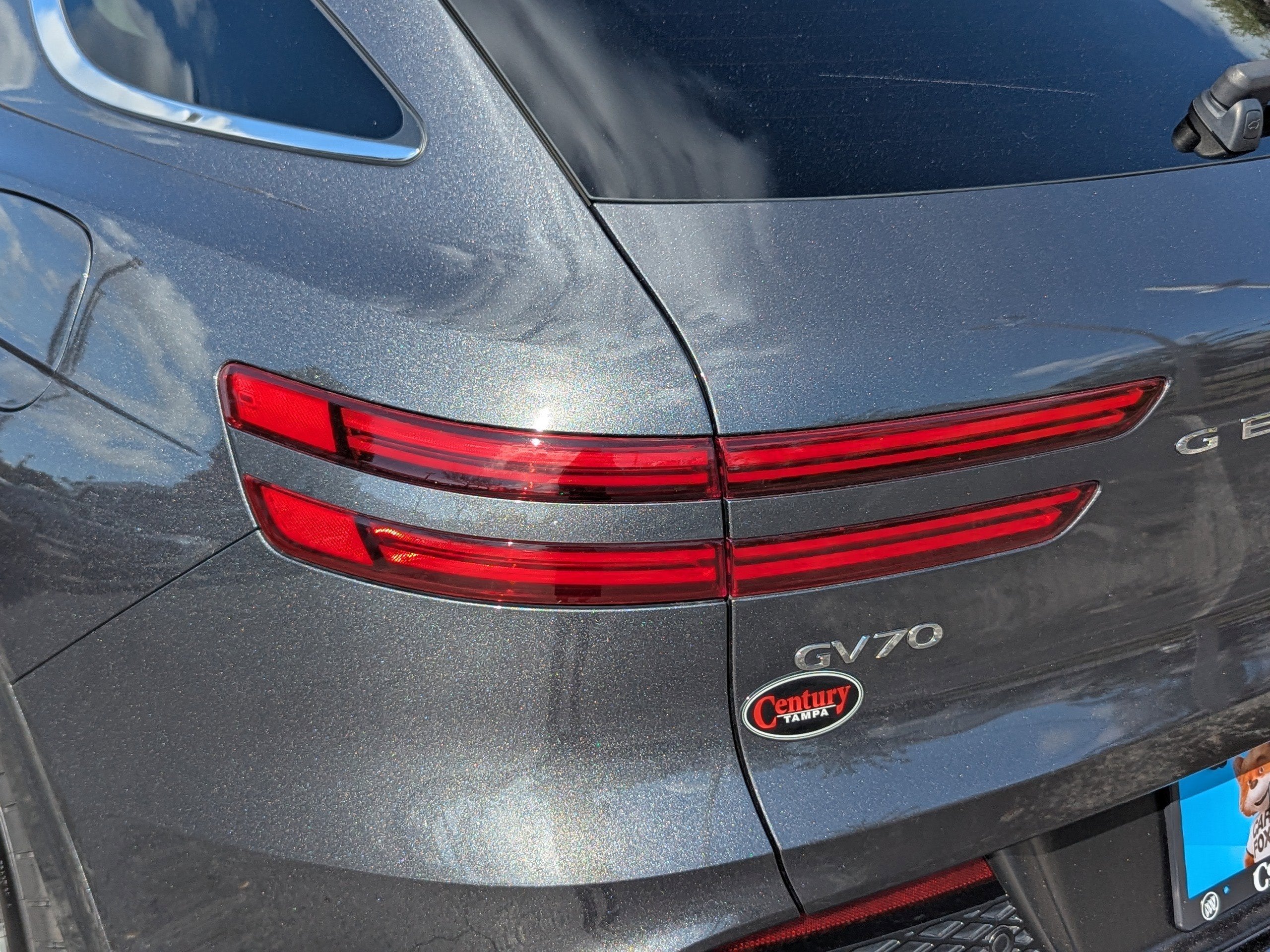 2022 Genesis GV70 2.5T