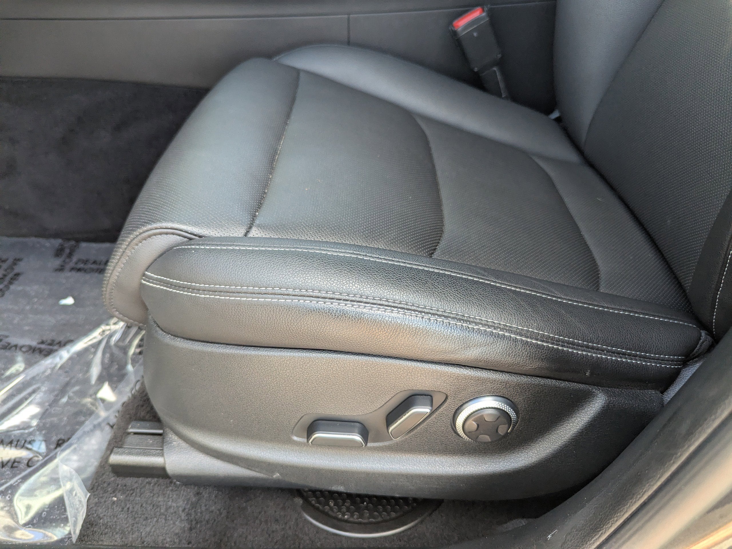 2022 Genesis GV70 2.5T