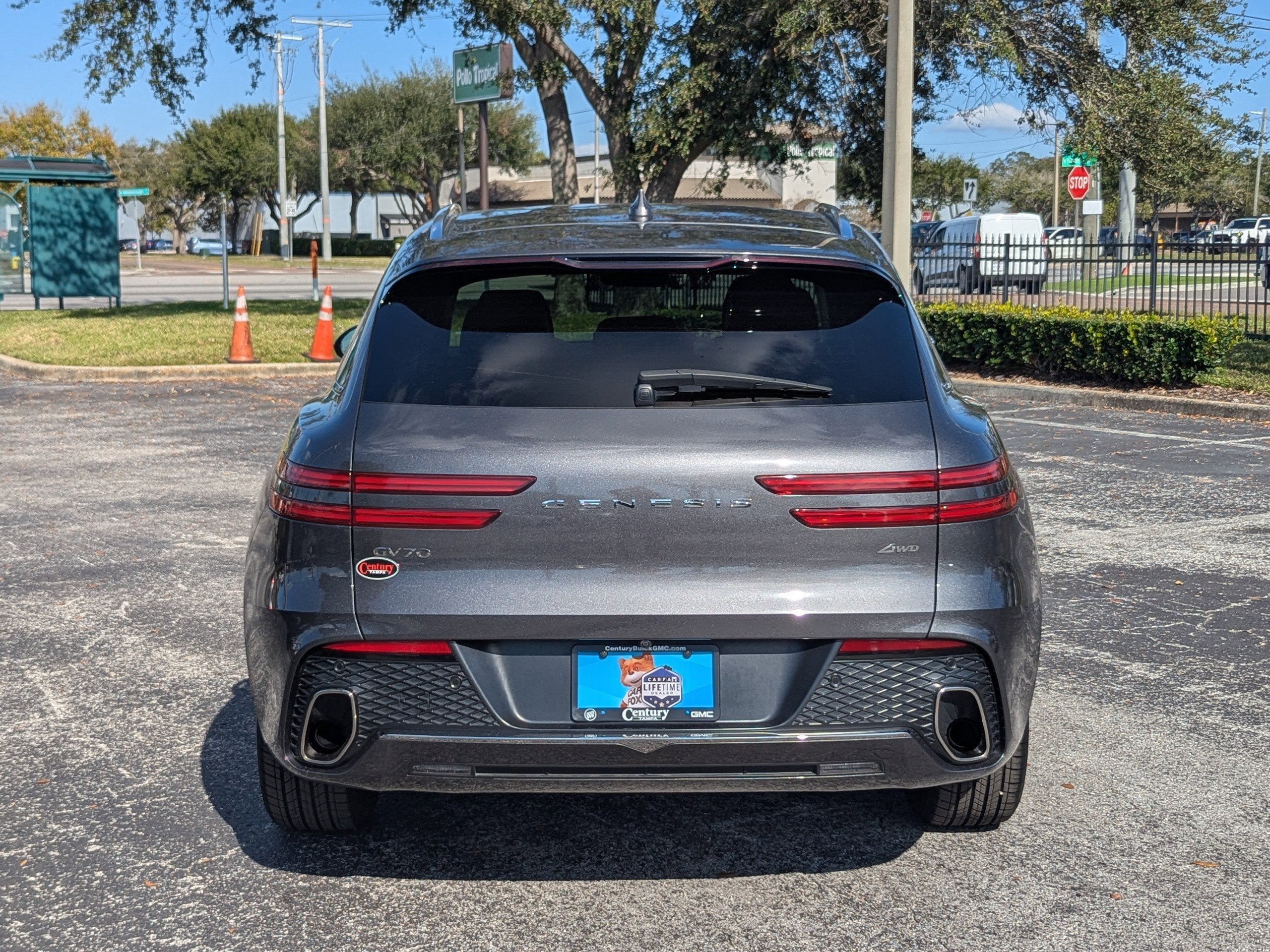 2022 Genesis GV70 2.5T