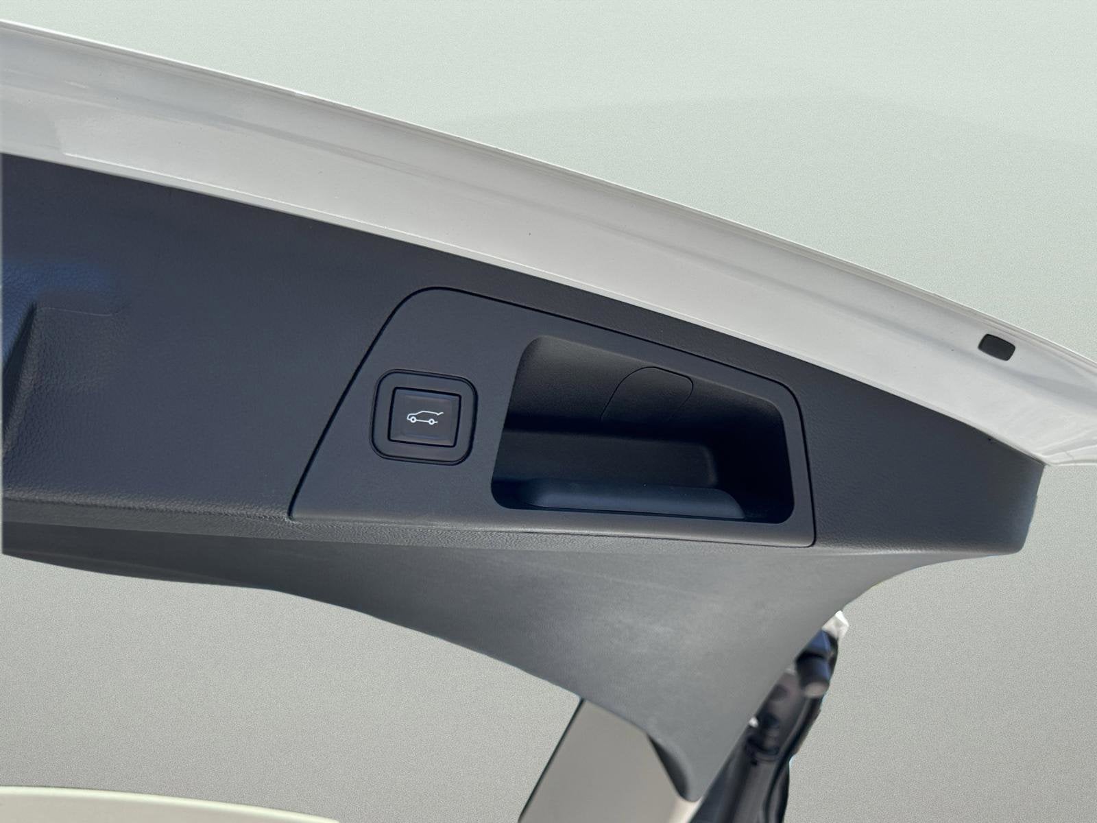 2020 Buick Envision Essence Group