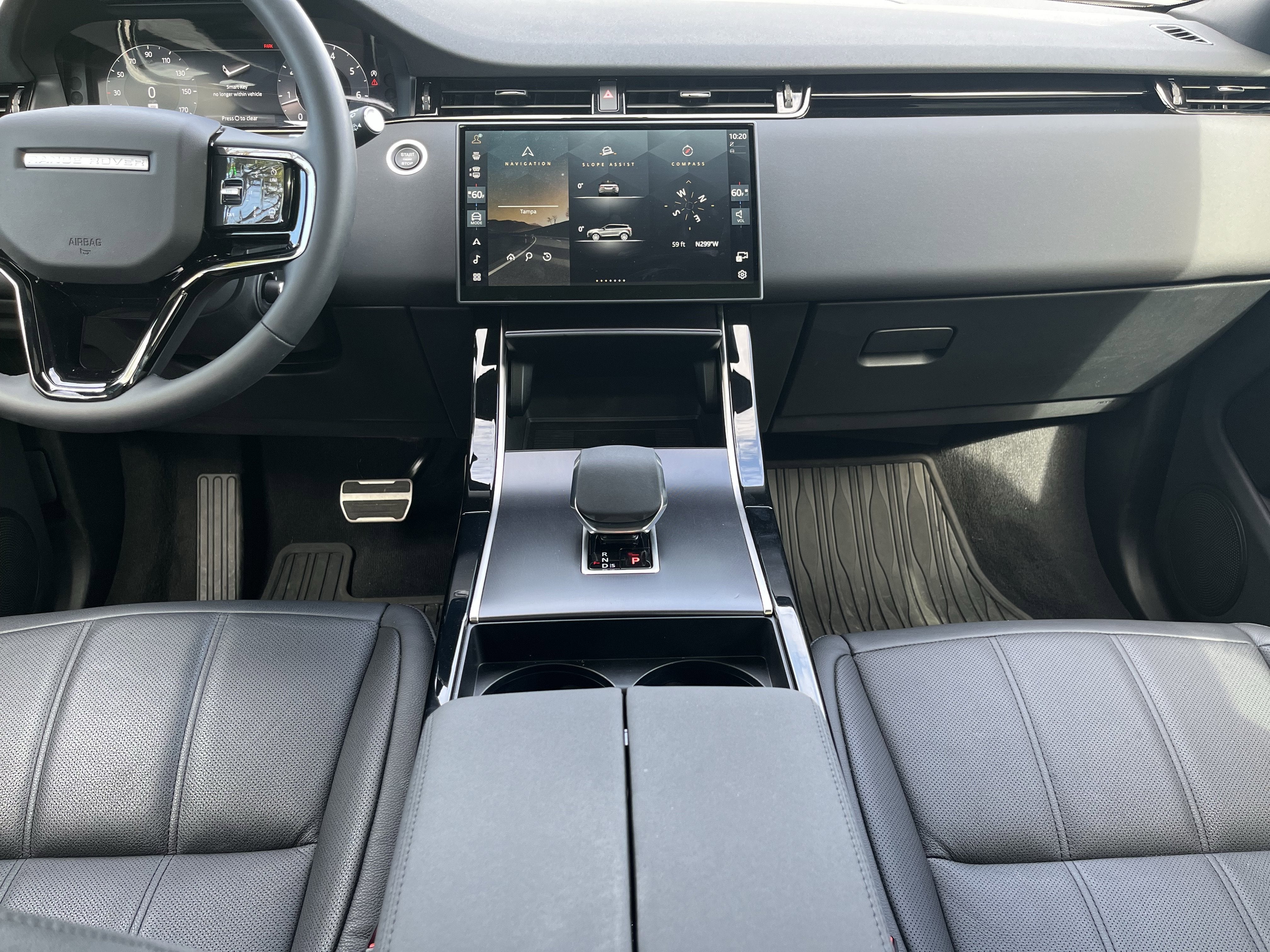 2026 Land Rover Range Rover Evoque Dynamic SE