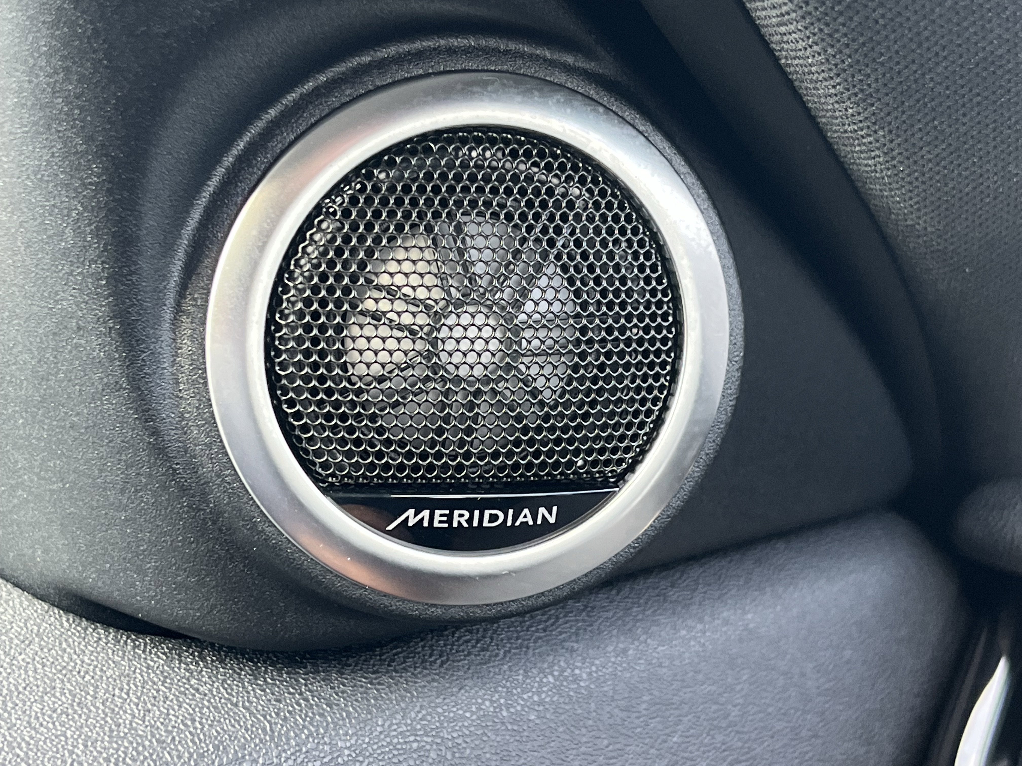 2026 Land Rover Range Rover Evoque Dynamic SE