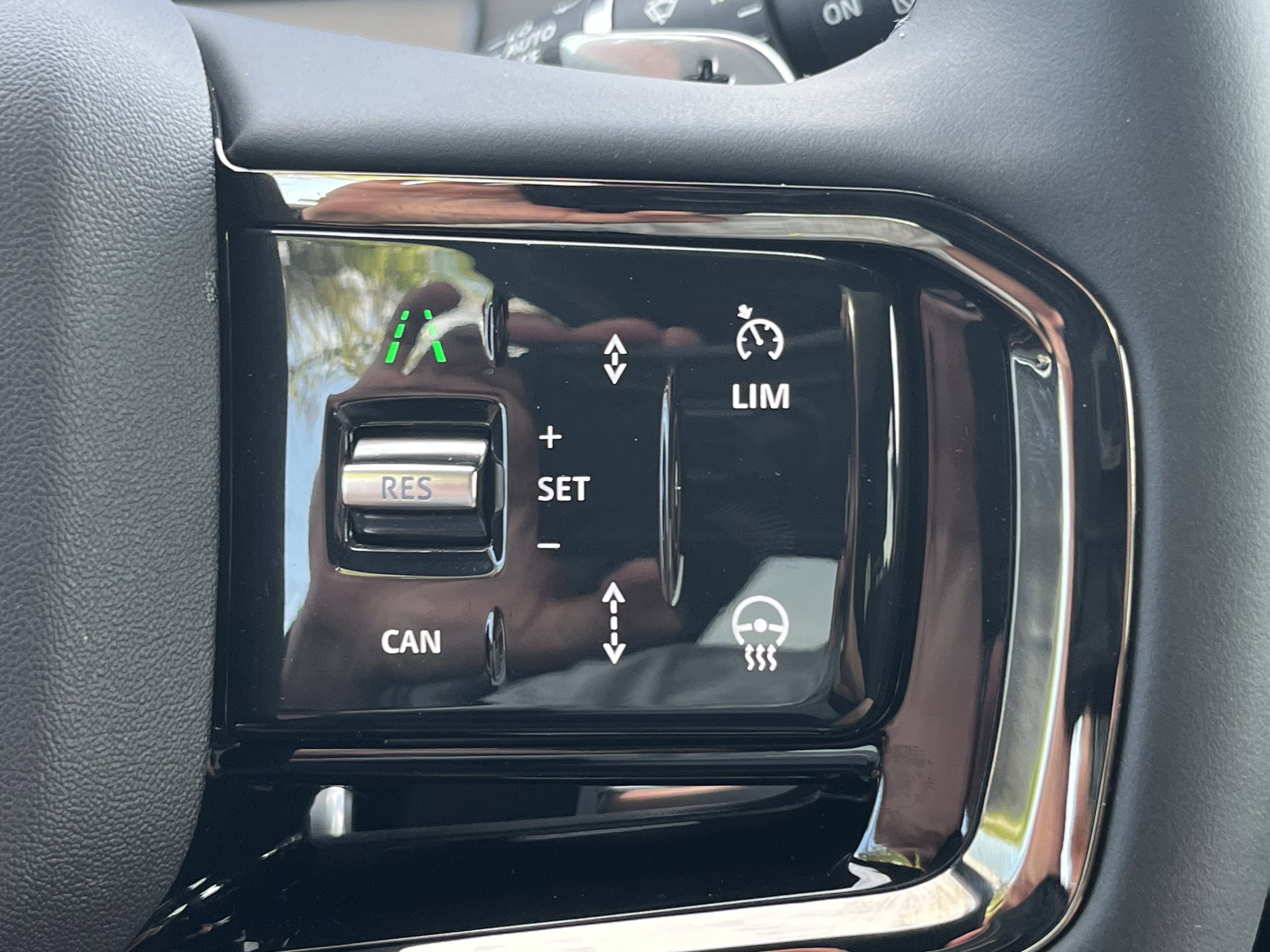 2026 Land Rover Range Rover Evoque Dynamic SE