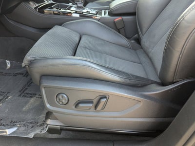 2022 Audi SQ5 Premium Plus