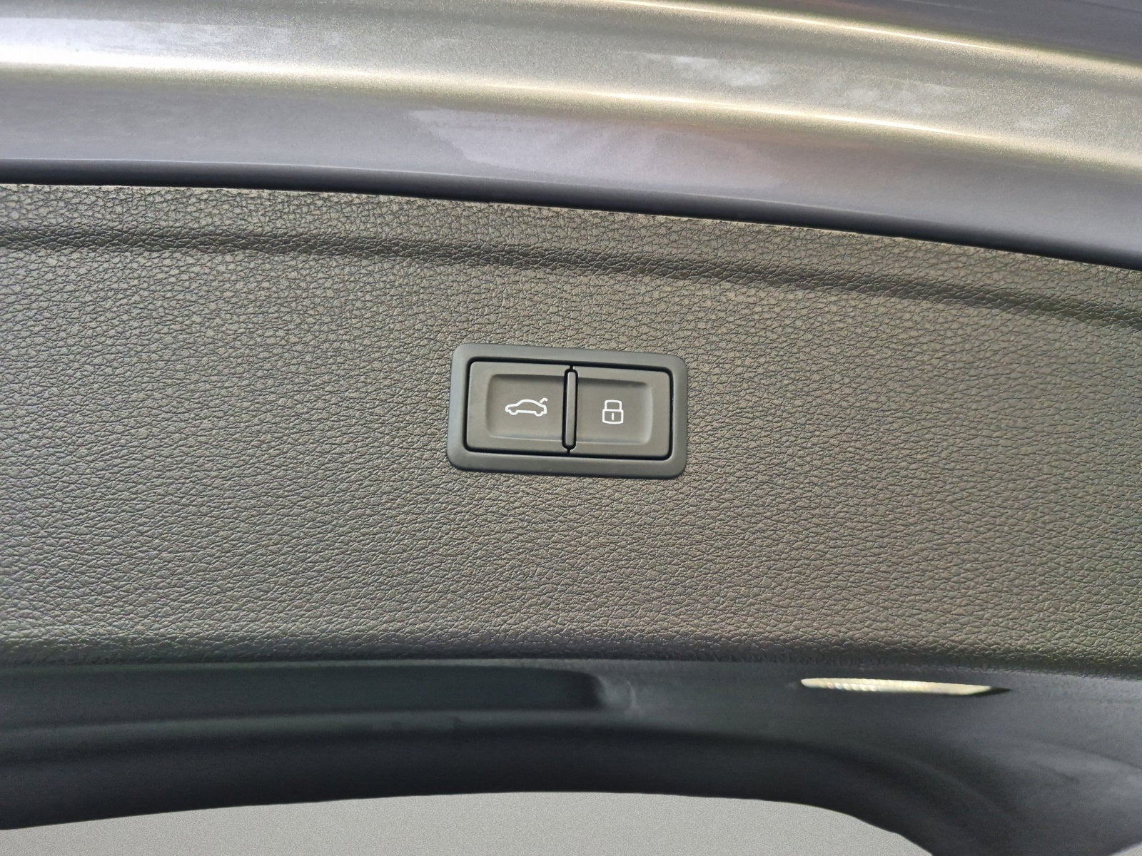 2023 Audi Q5 S line Premium