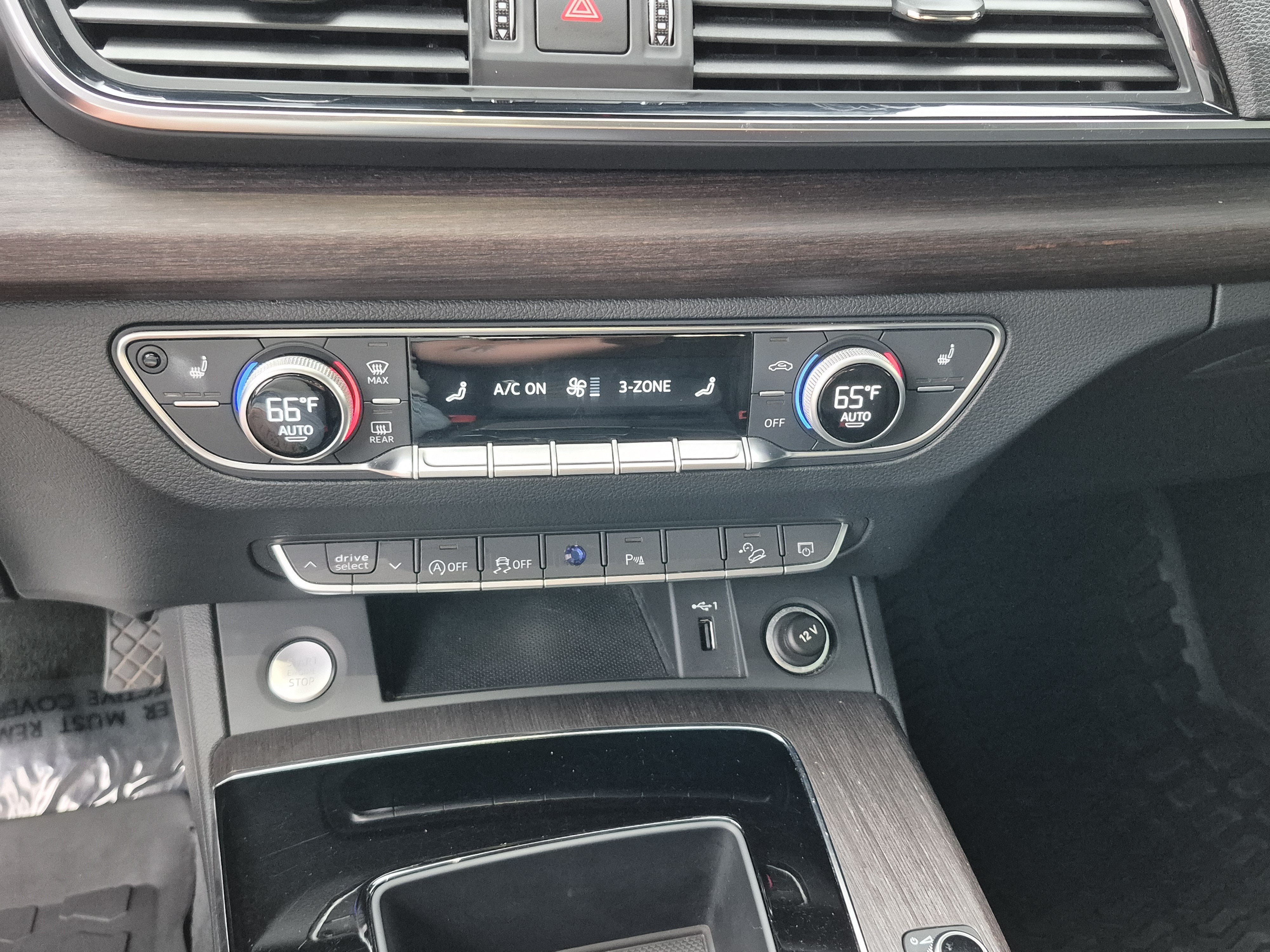 2023 Audi Q5 S line Premium