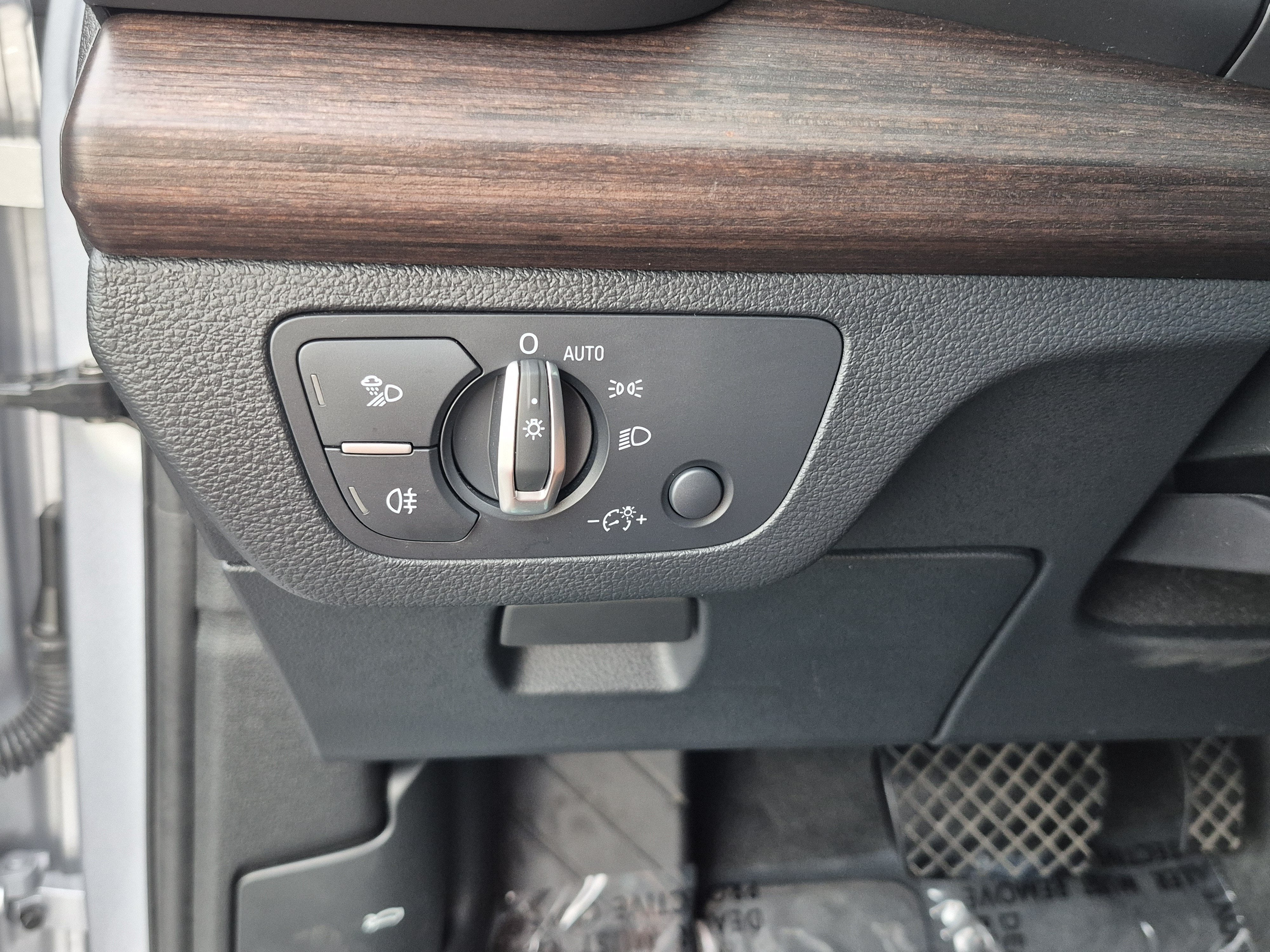 2023 Audi Q5 S line Premium