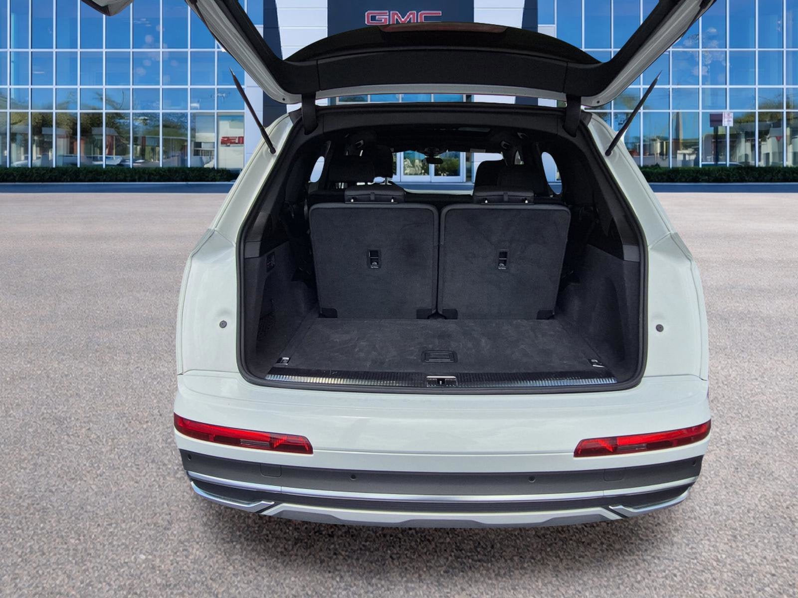 2021 Audi Q7 Premium Plus