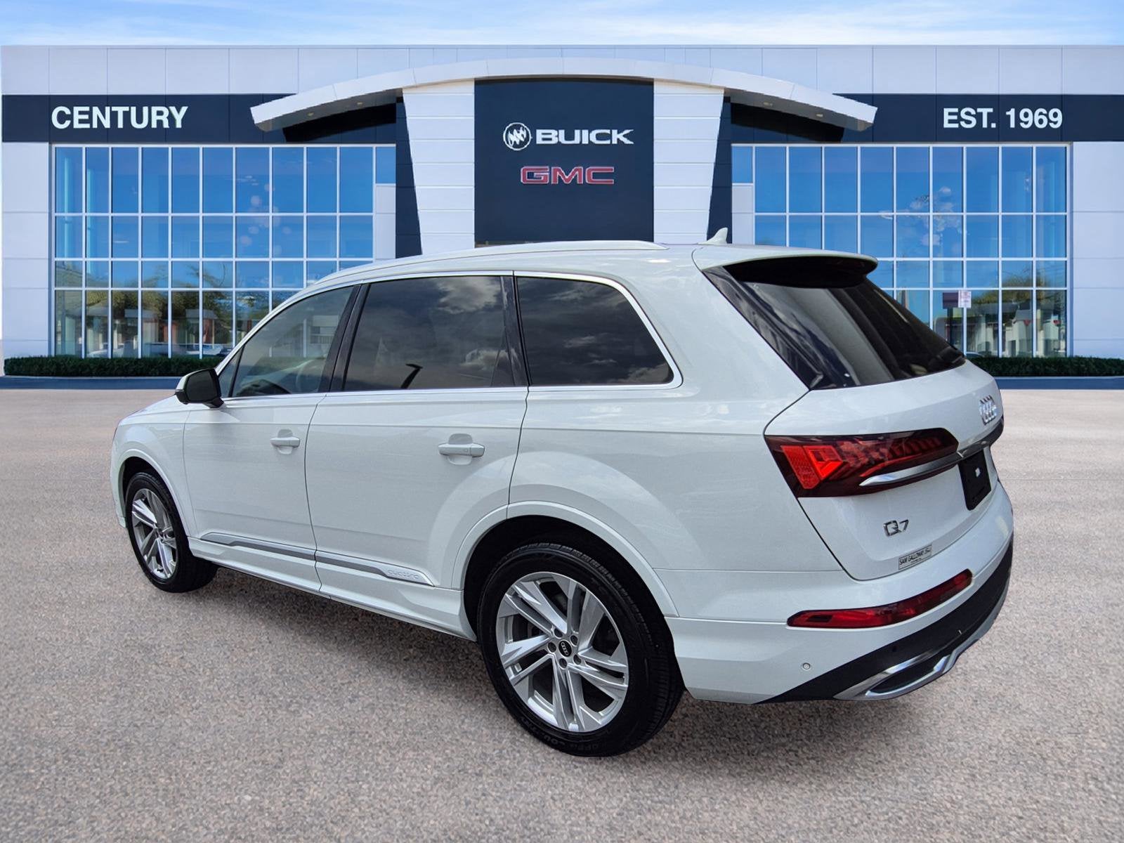 2021 Audi Q7 Premium Plus