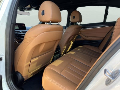 2022 BMW 5 Series 530i
