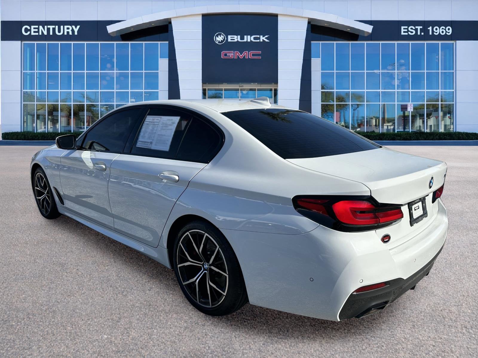 2022 BMW 5 Series 530i