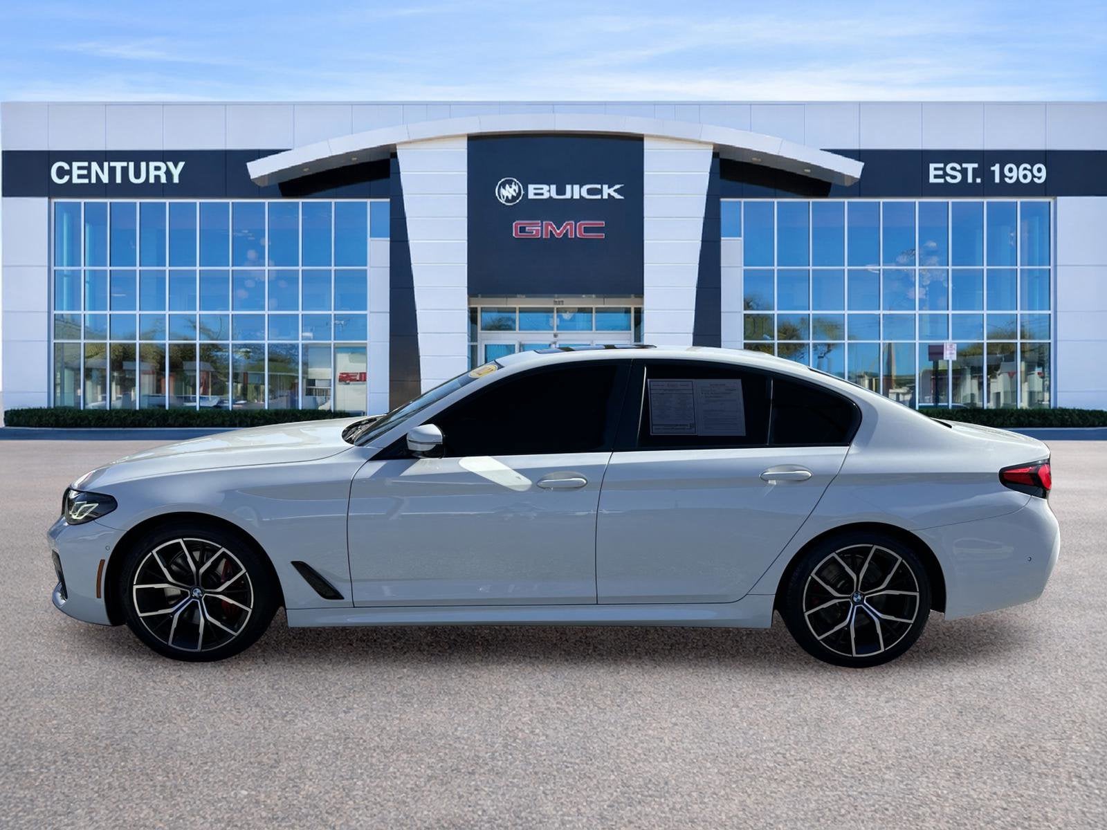 2022 BMW 5 Series 530i