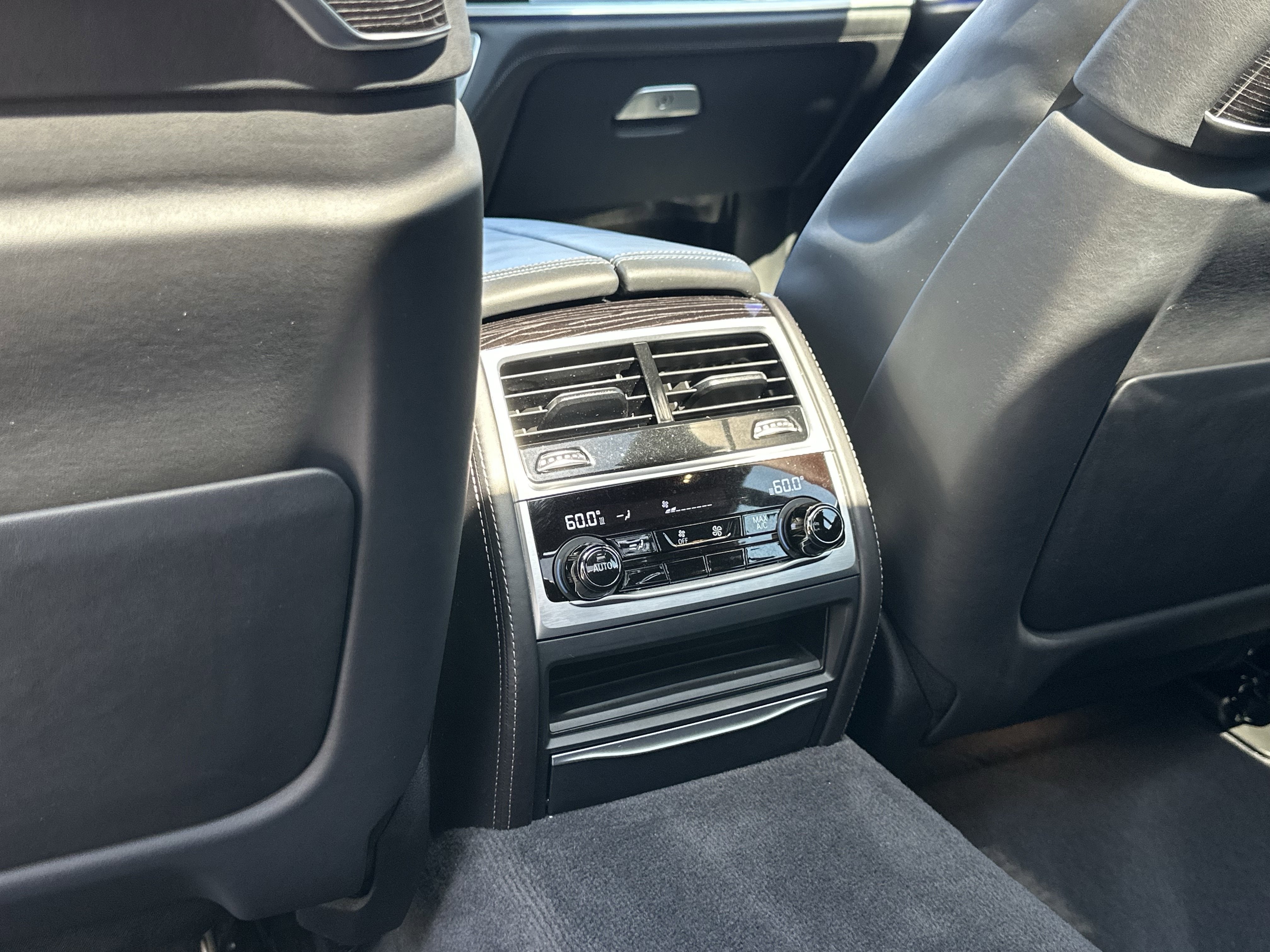 2018 BMW 7 Series 750i