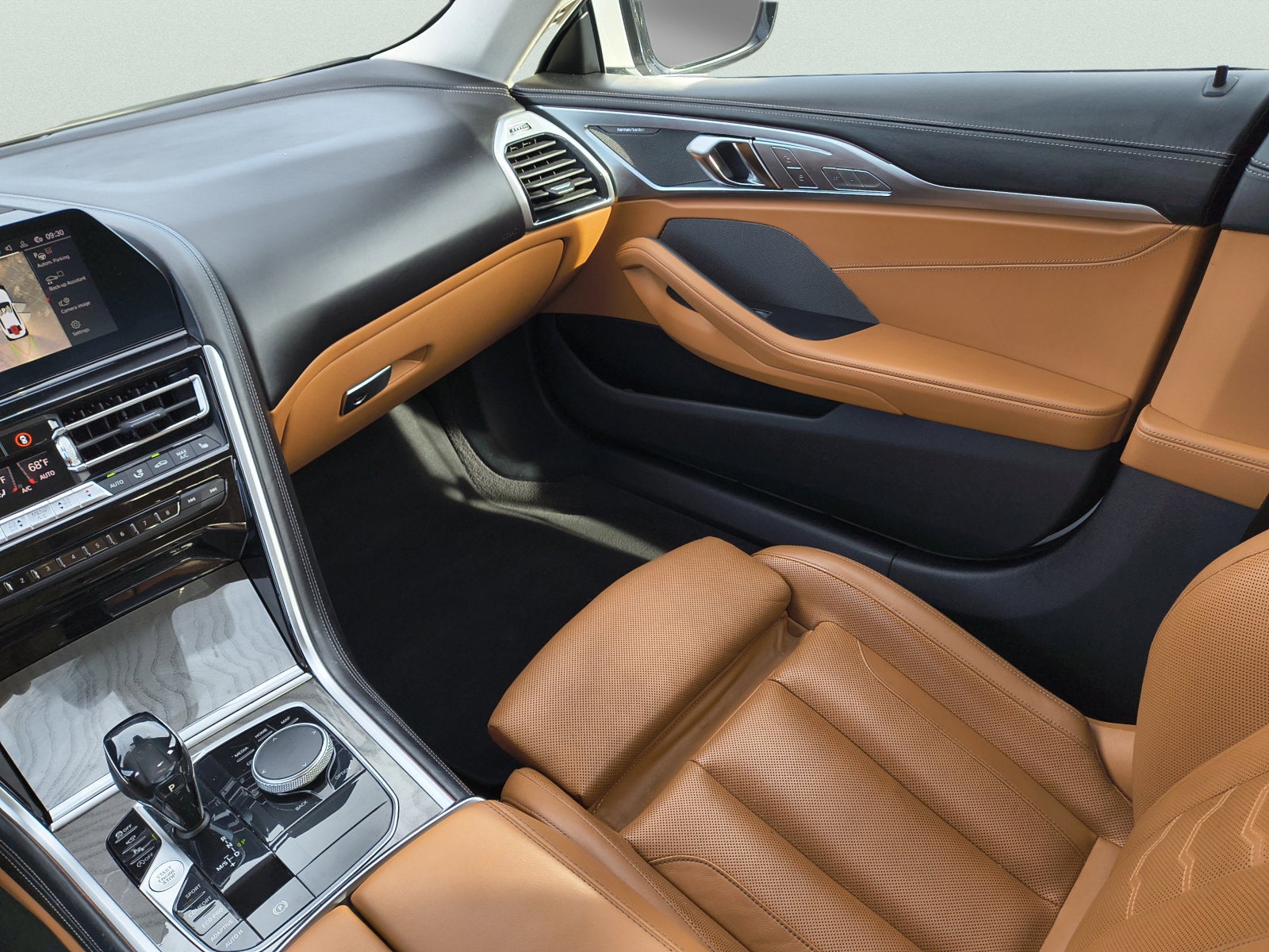 2020 BMW 8 Series 840i