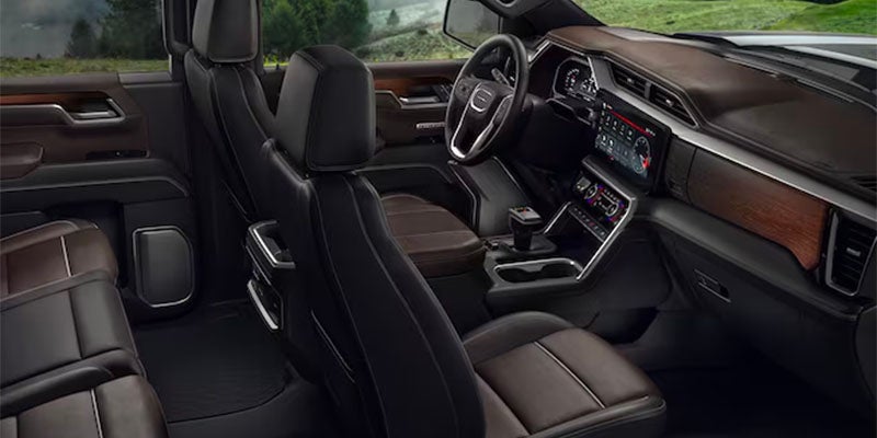 Interior and Cabin Features of 2025 GMC Sierra 1500 Tampa, FL